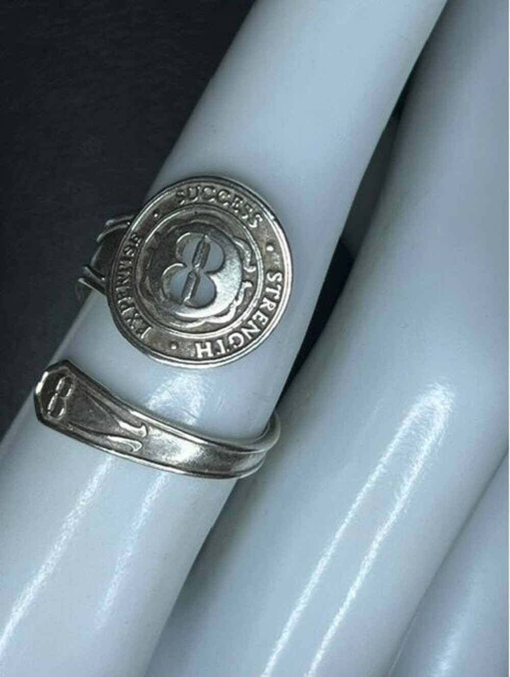 B7557 Alex and Ani Numerology Number 8 Spoon Ring Size 6 Sterling Silver